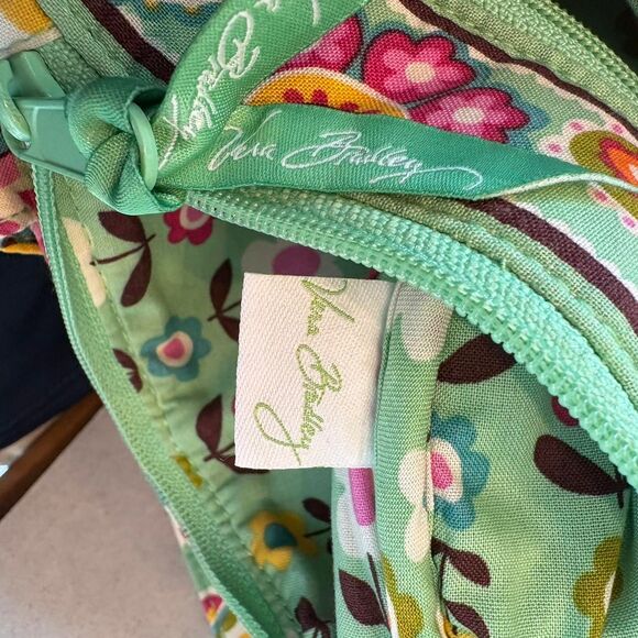 Vera-Bradley Women's Crossbody Bag - Picture 6 of 7